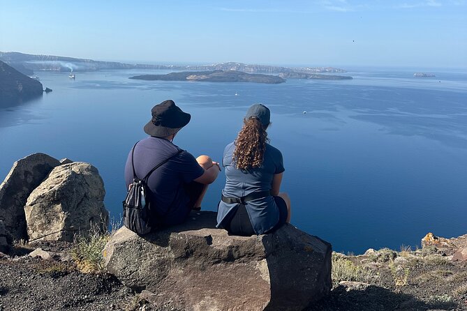 Santorini's Famous Fira to Oia Hike: A Private tour Adventure - Oia arrival: what to do when the hike ends