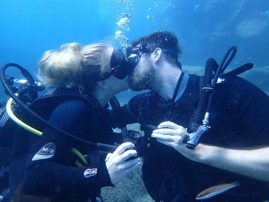 Santorini: Scuba Diving - Shallow-Water Skills: Breathing and Balance First