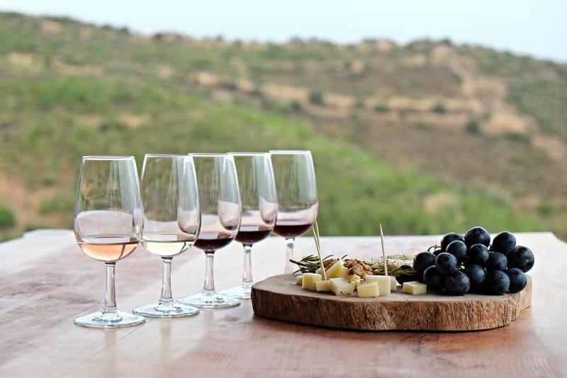 Santorini: Small Group Tour of 3 Local Wineries - Key moments worth your attention