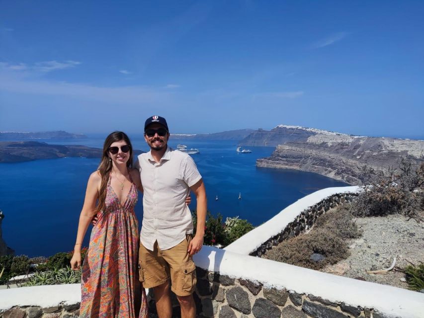Santorini: Small Group Tour of 3 Local Wineries - Wine tastings and the Greek meze-style food pairing