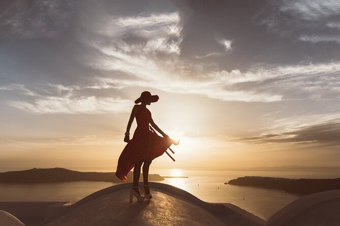 Santorini Sunset Walking Tour inc. tastings and 5 drinks - What you’ll learn beyond food, including haunting stories