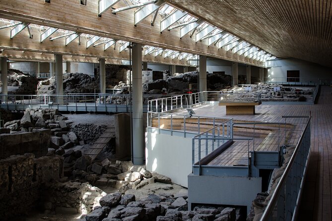 Santorini: Ticket for Akrotiri Archaeological Site - Covered Ruins and Comfort Tips for Santorini Heat
