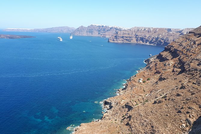 Santorini Unique Experience Organized Half Day Tour - Who this tour fits best