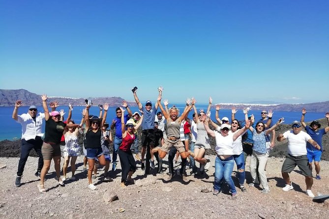 Santorini Volcanic Islands Cruise: Volcano, Hot Springs and Thirassia - The caïque boat ride: classic feel, plus real commentary