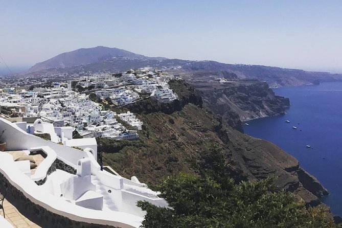 Santorini: Walking Tour of Fira - Karavolades Stairs: a short taste of the donkey-road past