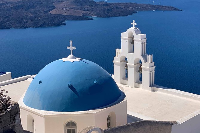 Santorini: Walking Tour of Fira - Shops, galleries, wine cellars, and the ice cream pause