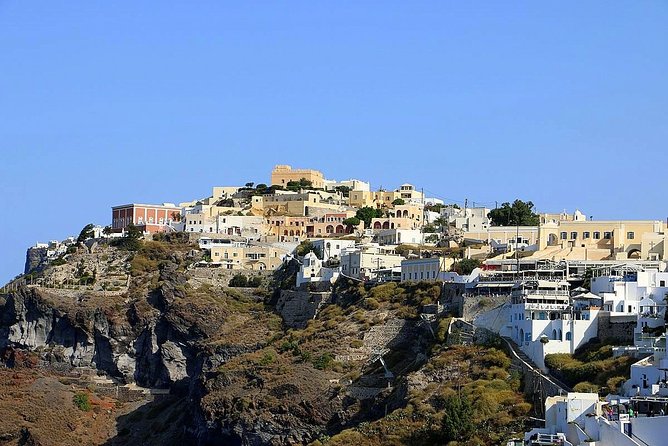 Santorini: Walking Tour of Fira - Crowds, pickpockets, and who should choose this tour