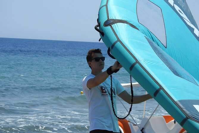 Santorini Wing Foil Surf Lesson for Beginners - Where the Lesson Starts and How Timing Feels in Real Life
