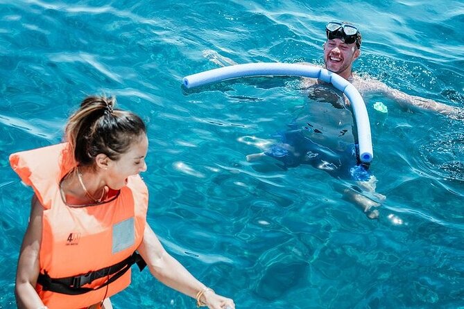 Semi Private Santorini Catamaran Tour - Semi private is not a fantasy, it is a size limit