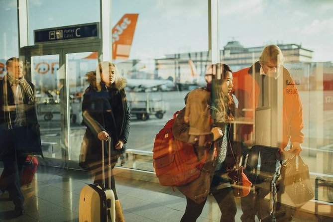 Shared Arrival Transfer: Santorini Airport to Hotel or Cruise Port - Cruise Port Transfers: Timing Built Around Docking and Reboarding