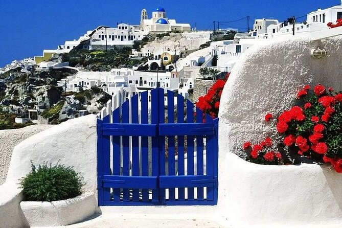 The Best of Santorini: 5-Hour Private Guided Tour of the Island - Entering the Santorini highlight loop in just 5 hours