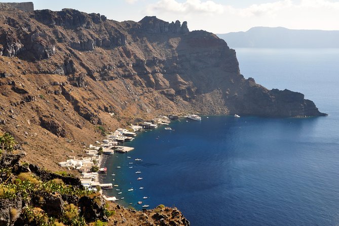 Thirassia Island: 6hr Private Tour with Lunch from Santorini - Agrilia cave houses: deserted settlement, eerie homes, real perspective