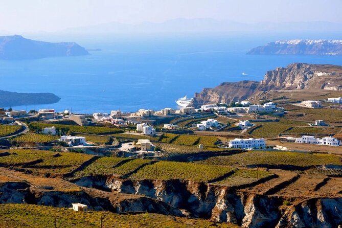 Traditional Villages & Akrotiri Excavations: Private Tour - Pyrgos: Venetian Fortification on a Hilltop You Can Feel