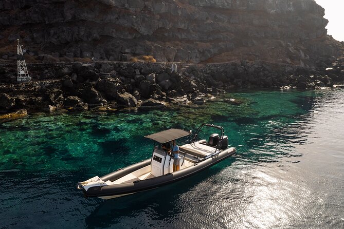 Unique Half-Day Private Motor Boat Cruise in Santorini - Ammoudi and Oia: the caldera views that make the trip worth it