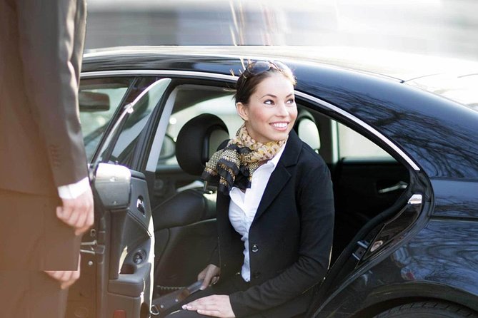 VIP Limo Transfers From & To Santorini Airport - VIP limo pickup at Santorini airport, step by step